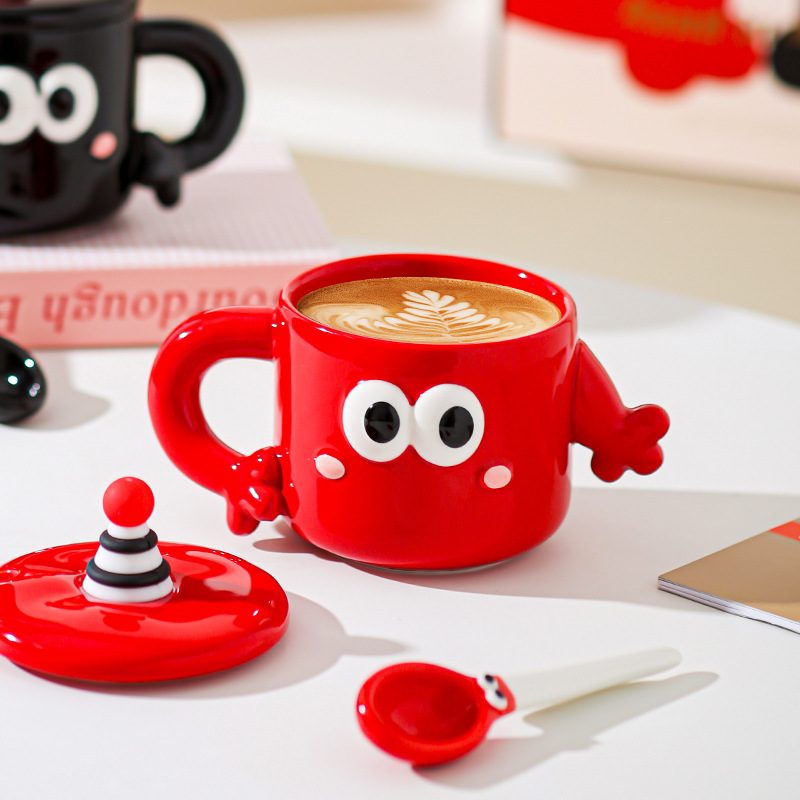 Manos de mano pareja taza de cerámica caja de regalo extraña taza de marca con cubierta pequeña taza de agua doméstica taza de regalo de boda