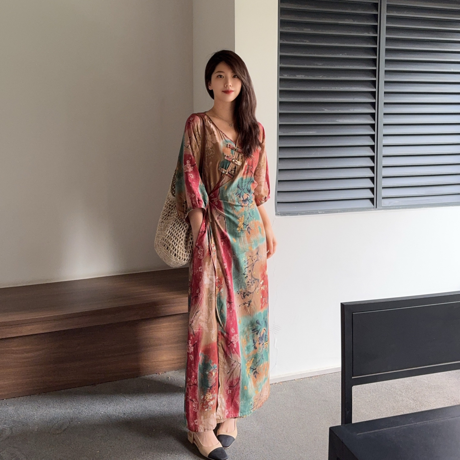 [Nueva envoltura china con cuello en V] Vestido de seda de algodón con bolsillo, manga larga suelta cruzada de verano, delgada