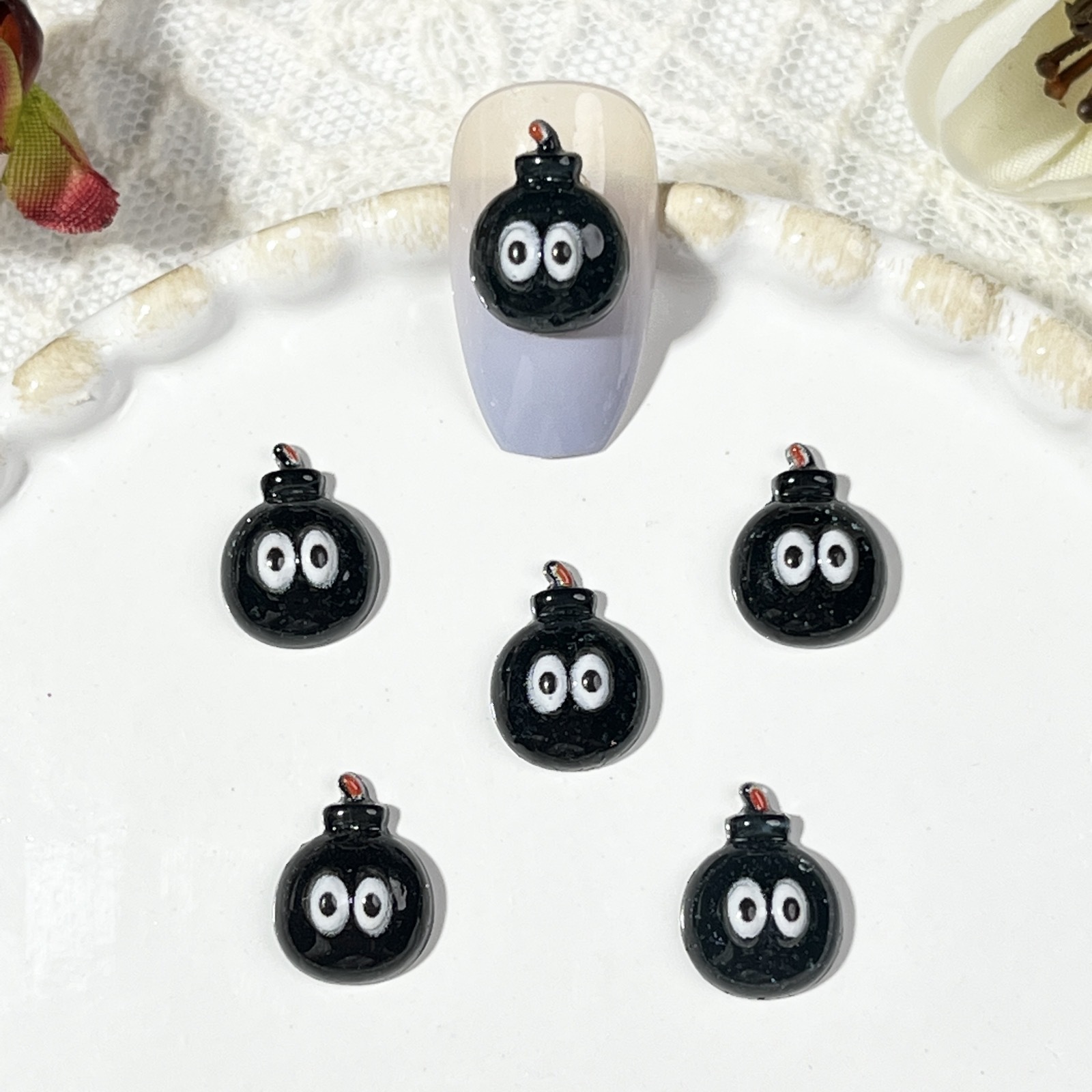 #4 黑色炸弹人.jpg