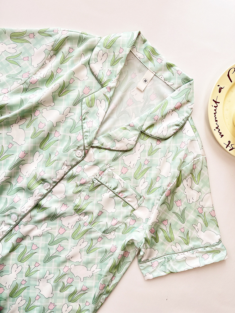 녹색 토끼 반팔 긴 도서관