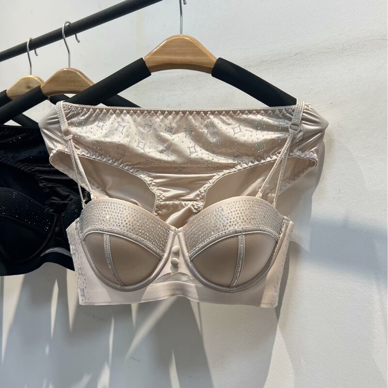 Hot Drilling Sexy Small Chest suit Underwear Push-up Chest No Steel Ring High-end Satin Fashionable Non-slip Dress Cup for Women