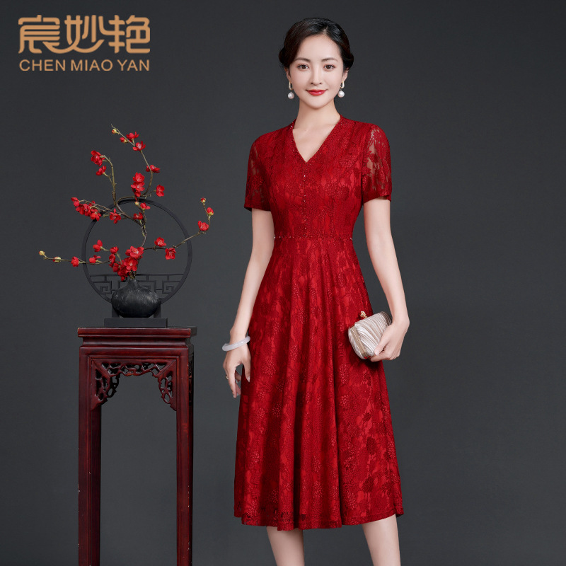 Mother wedding dress summer new middle-aged women's long temperament lace dress women's hair wholesale