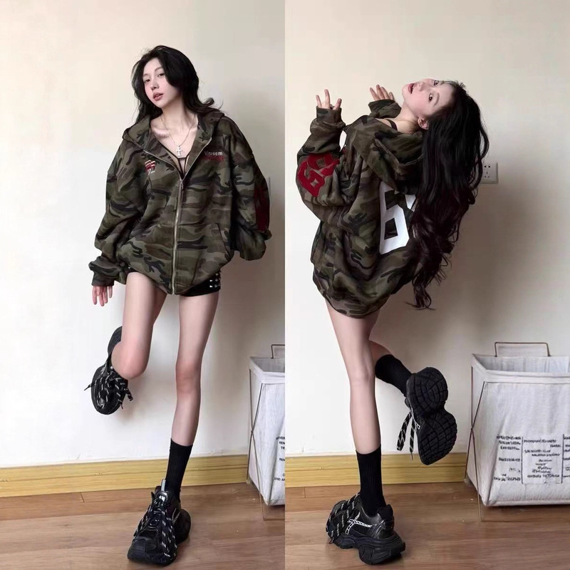 American Retro Camouflage Jacket for Women Autum 2025 New Towel Embroidered Loose Versatile Casual Cardigan Hooded Sweatshirt American Retro Camouflage Jacket for Women Autum 2025 New Towel Embroidered Loose Versatile Casual Cardigan Hooded Sweatshirt