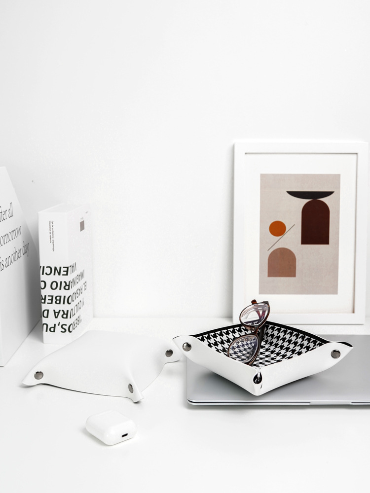 Brand storage system, accessory for keys, cosmetic table lipstick