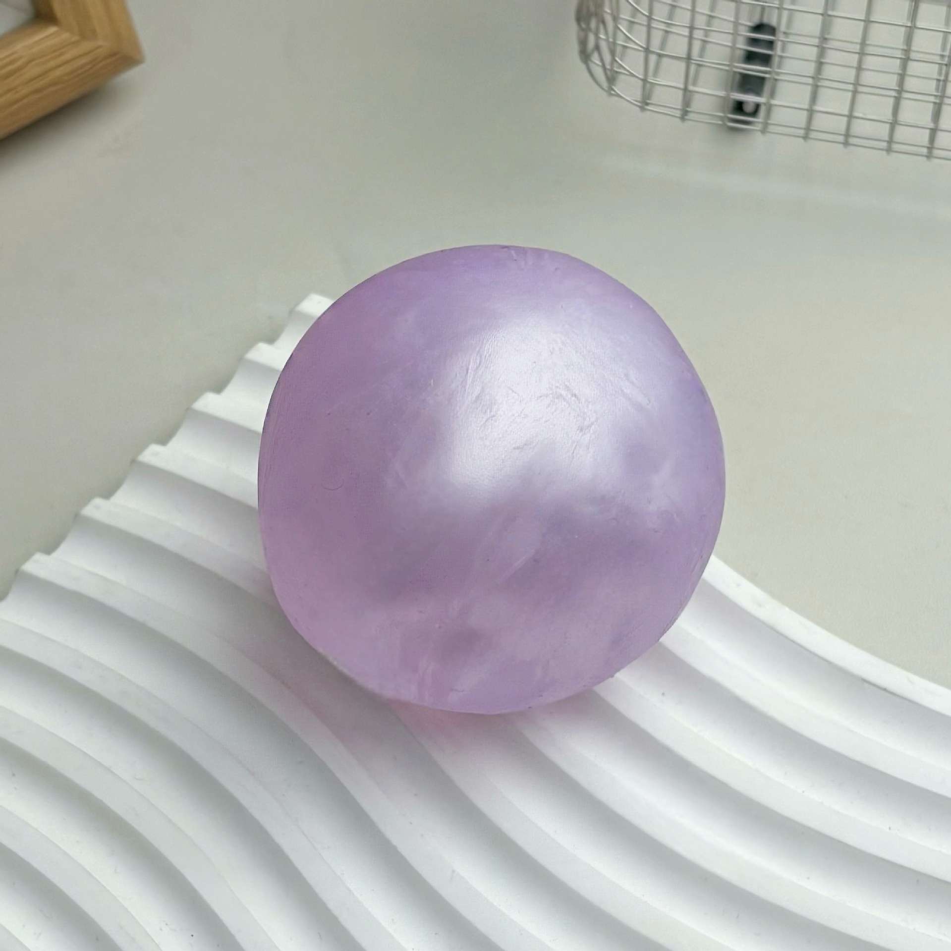 6cm pearlescent purple vaseline handmade ball [not maltose]