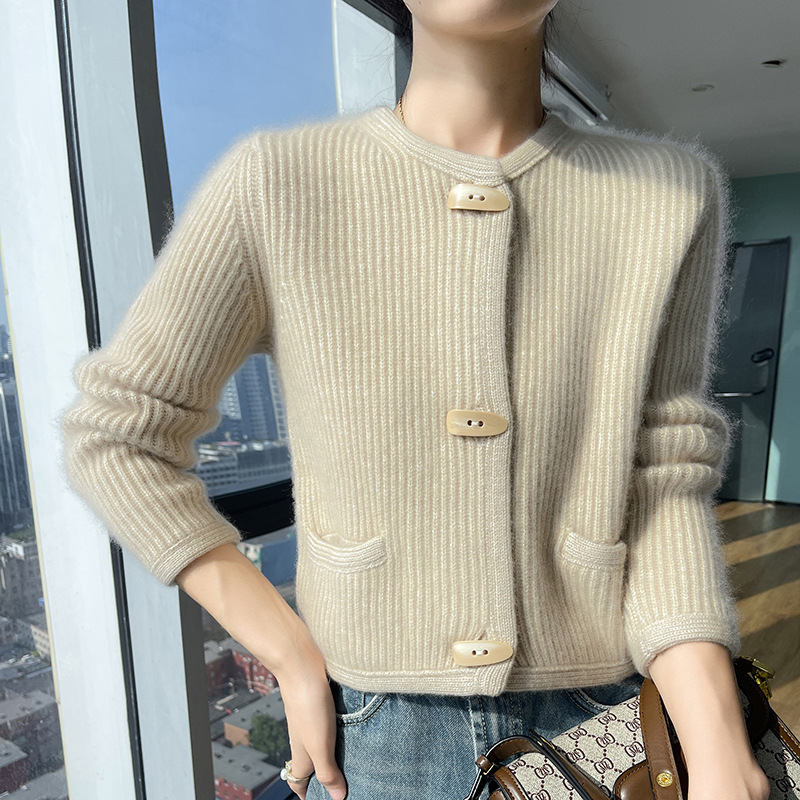 023秋冬山羊绒洋气V领开衫女短款宽松加厚针织毛衣百搭羊毛外套