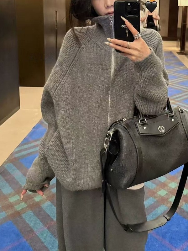 YOLO SHOP 灰色简约高领毛衣女秋季宽松百搭针织开衫外套上衣|undefined
