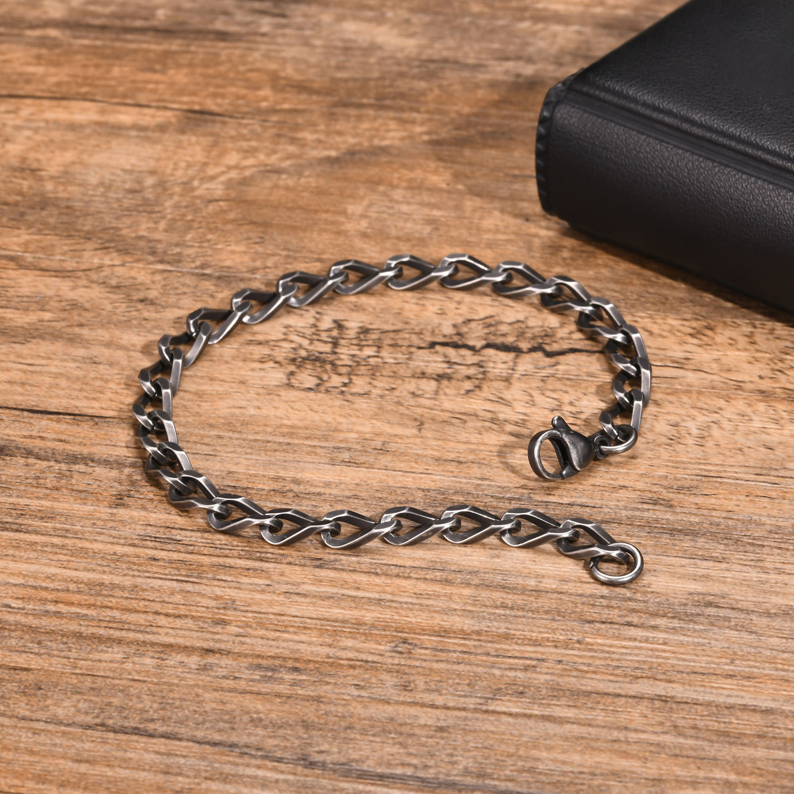 22g Weight Chain Bracelet Classification 201 Stainless Steel Chain Material figaro chain Chain Type 1 Piece Quantity Holiday, Daily Occasion 201 Stainless Steel Material Solid Color Pattern All Seasons Season Men's Gender Hip-Hop, Vintage Style Style Hip-Hop Vintage Style Solid Color 201 Stainless Steel Men's Chain Bracelet Men's Chain Bracelets 8