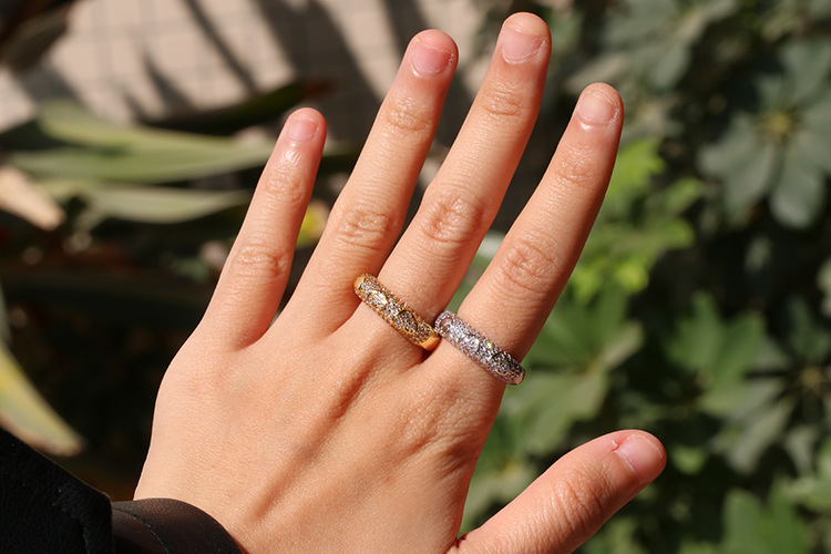 4g Weight Zircon Inlay Material Birthday Occasion Fashion Heart Glossy Inlaid Zircon Couple Ring