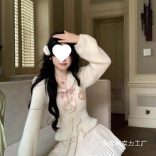 软妹蝴蝶结边糯米杏上衣+百褶裙2025秋季新款甜美可爱套装女