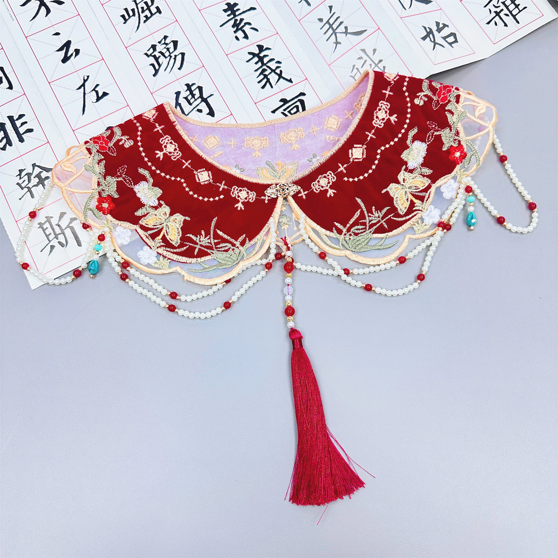 Capa de hombro con estampado de nubes de estilo antiguo, falda roja mamian con borlas de perlas de estilo chino, muy vendida, Hanfu para mujeres y niños, combinada con un cuello falso. image 16