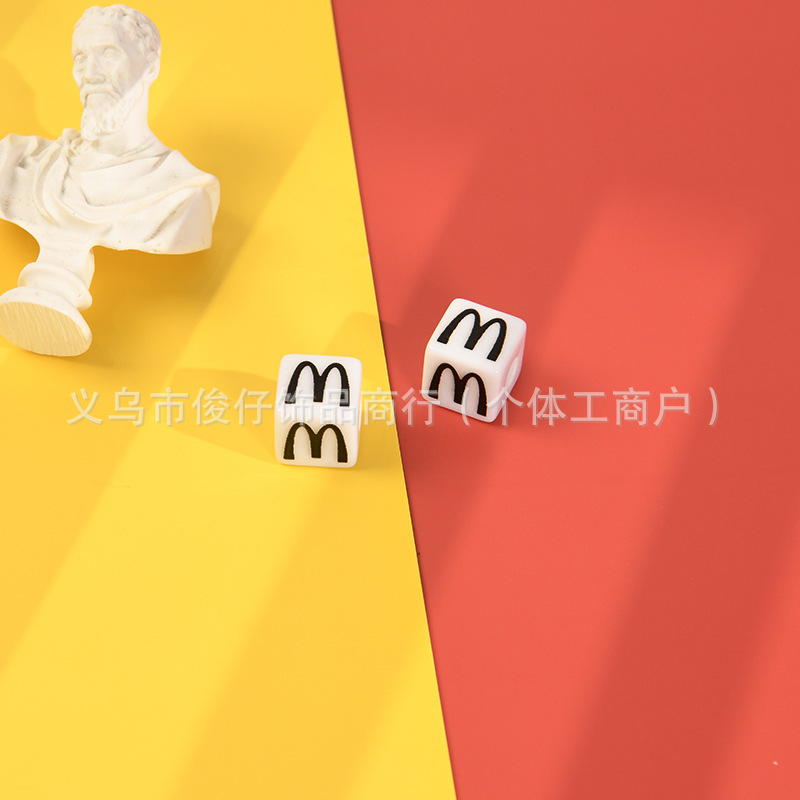 M字母印花大孔方块珠串珠亚克力DIY手机链包包挂件发绳饰品配件|undefined
