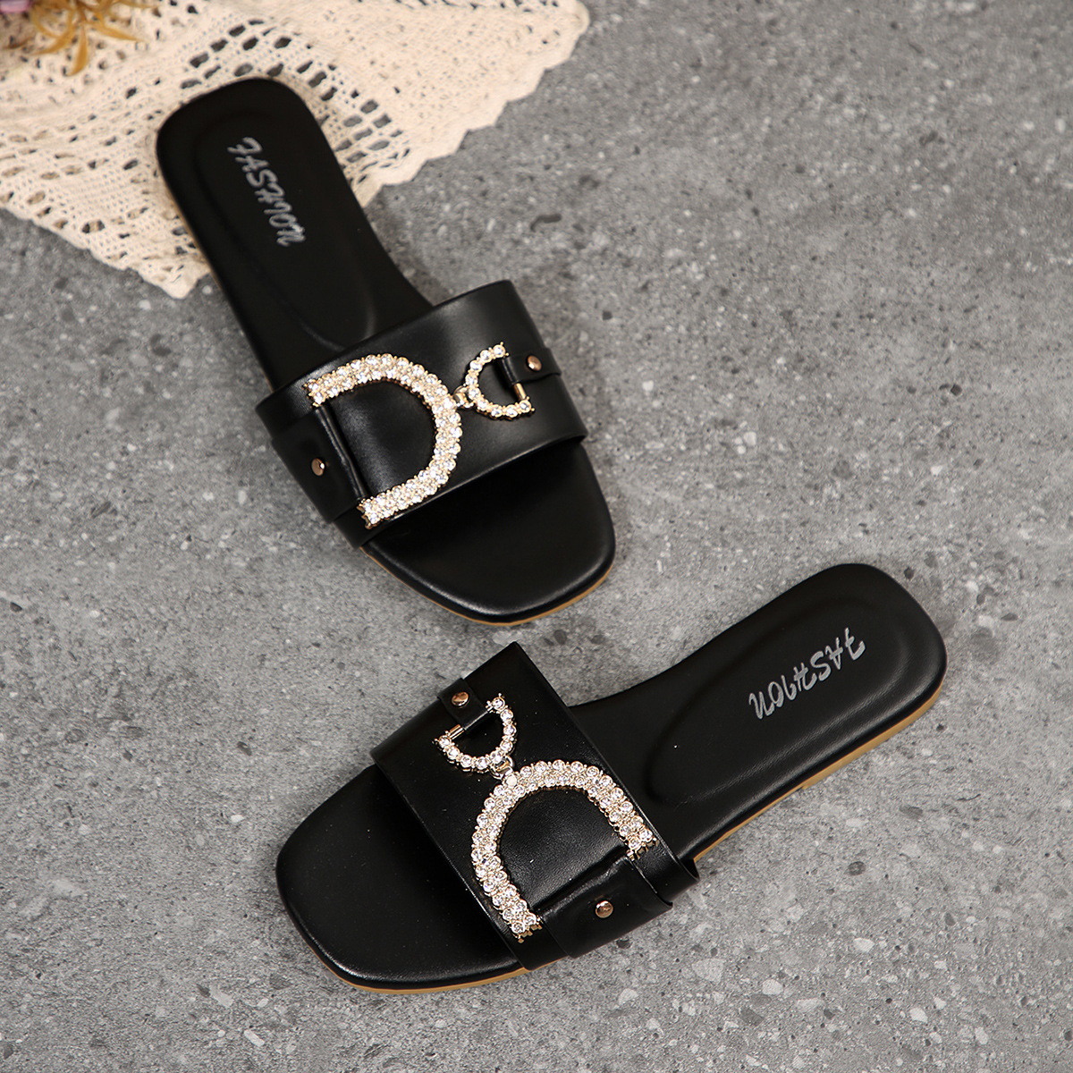 Sandalias Planas con Pedrería para Mujer de Cuero Sintético Color Sólido para Uso Casual image 3