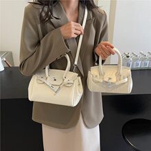 �羳�¿�߼�Ůʿ�μ���r��С���OӋб���������K����P�����