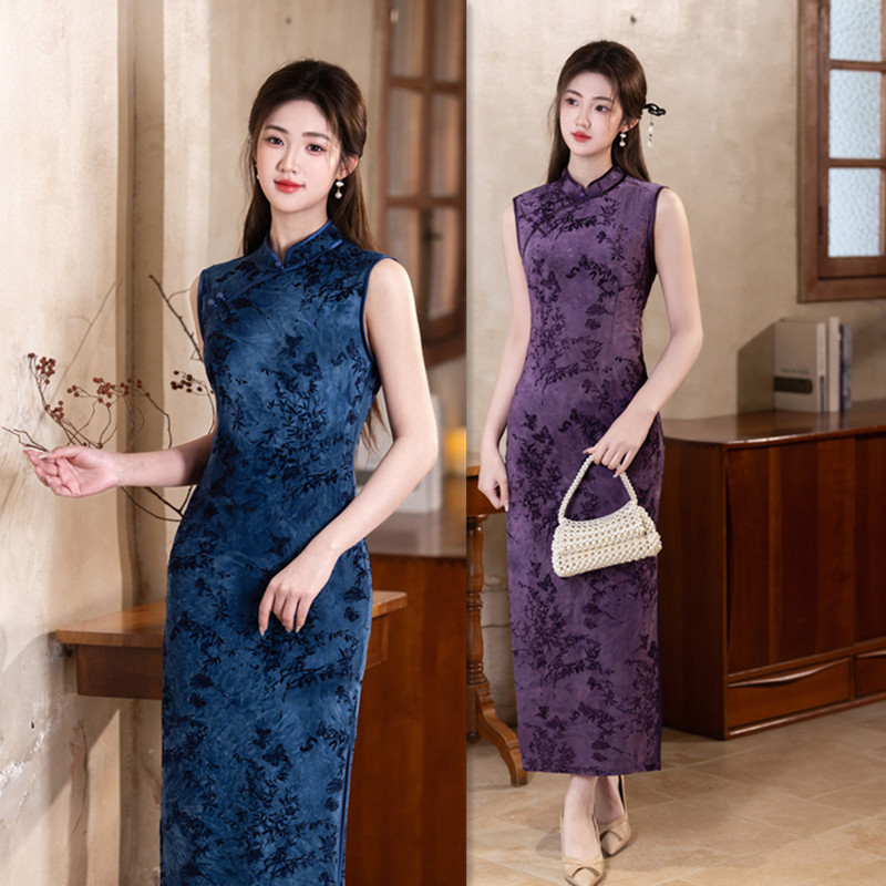 Blue long lightweight retro summer cheongsam sleevless