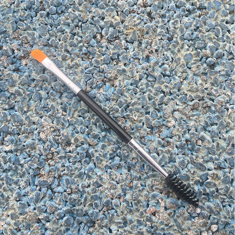 Versatile beauty accessory