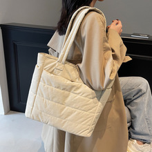 新款大容量托特包包女通勤布包轻便尼龙布单肩包学生手提包旅行袋