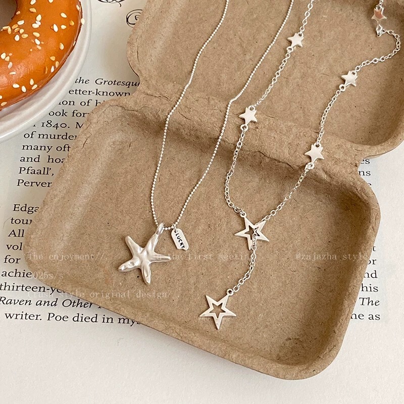 Sweet Bubble~Simple Star Pull-Out Necklace for Girls 2025 New Niche Design Light Luxury High-End Accessory Sweet Bubble~Simple Star Pull-Out Necklace for Girls 2025 New Niche Design Light Luxury High-End Accessory