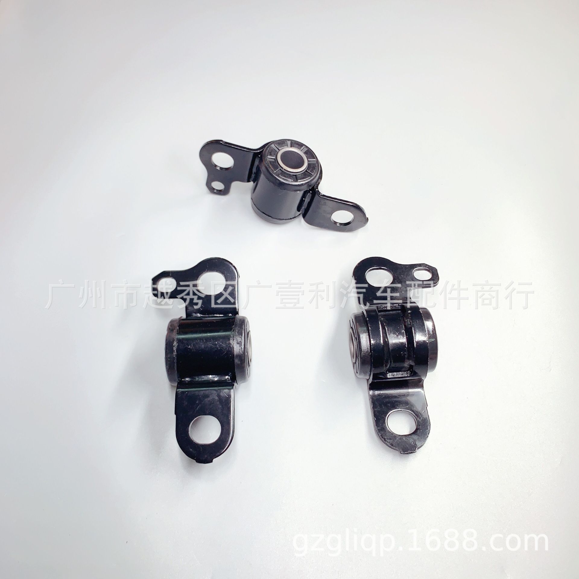 Applicable to 48076-42010 48706-42050 RAV4 SXA11 lower suspension rubber sleeve LH