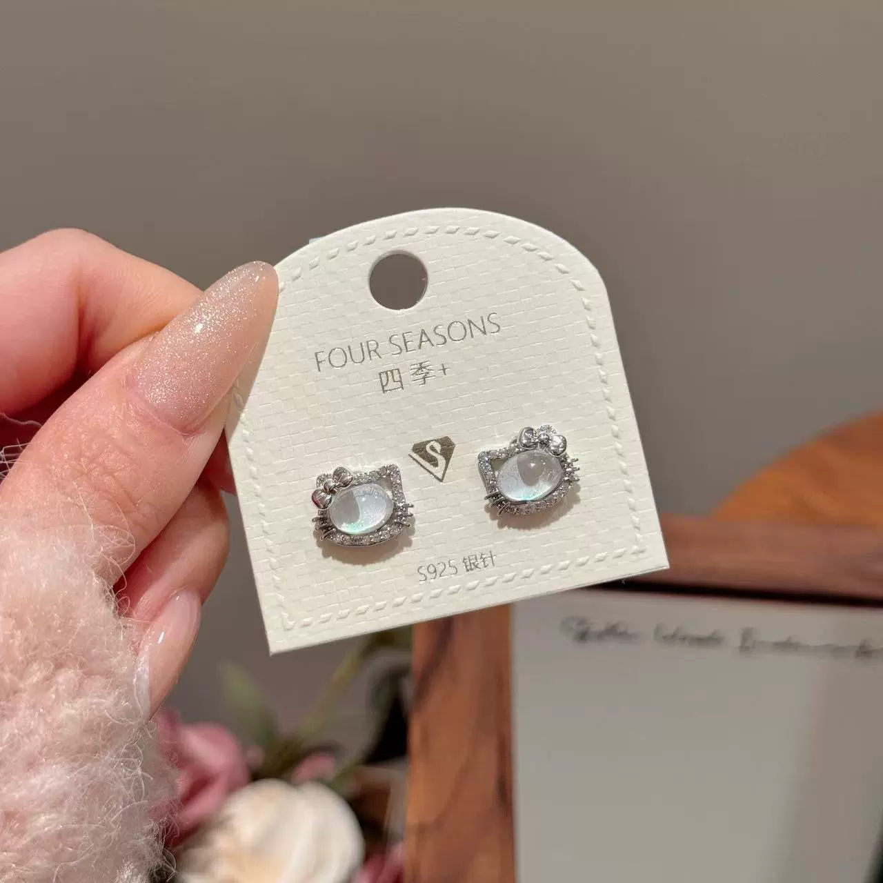 猫咪银针耳钉轻奢高级感小众百搭耳饰女时尚精致简约可爱小猫耳钉