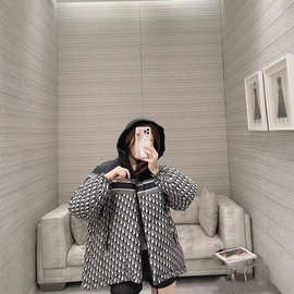 正确版本现货高品质D家新款满印提花双面羽绒服夹克外套男女同款