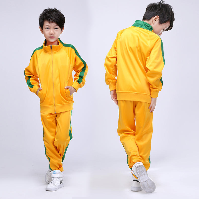 Otoño e invierno 25 nuevo abrigo de manga larga de terciopelo dorado para adultos y niños con el mismo logotipo de impresión de ropa deportiva casual para padres e hijos