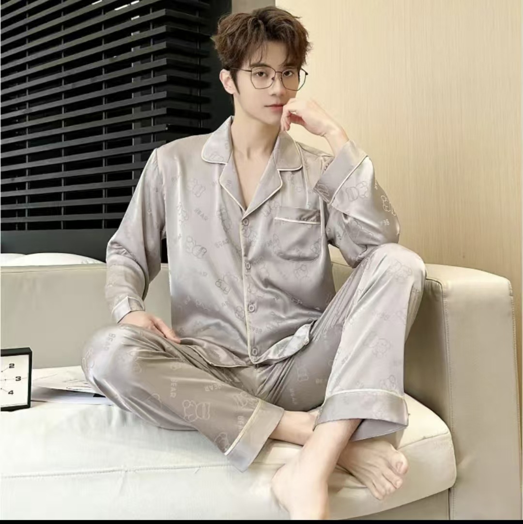 갈색 긴팔 바지