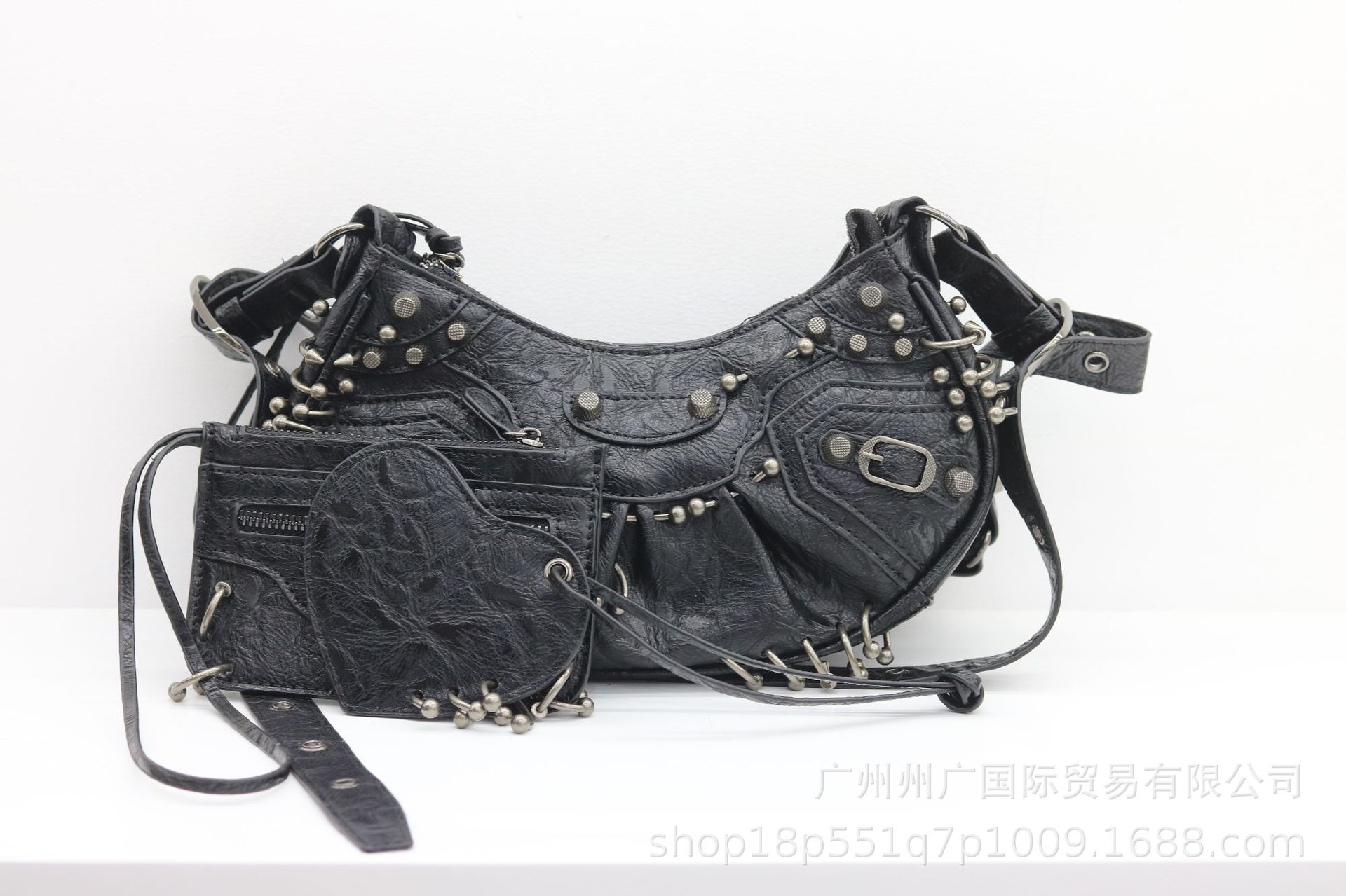 양가죽 패턴 블랙