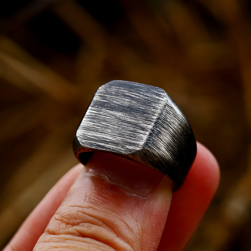 Daily, Street Occasion Titanium Steel Material Hip-Hop Retro Geometric Titanium Steel Men's Rings Men Band Rings