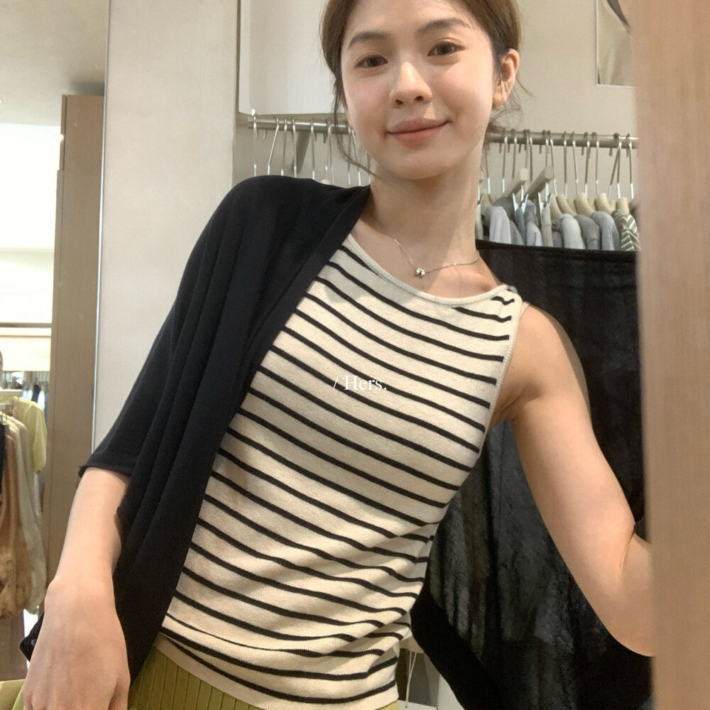 Áo hai dây nữ cổ tròn phong cách Hàn Quốc, chất liệu đan mềm mại, mặc trong hoặc ngoài — xanh đậm, xám đậm, màu đen, Sữa vàng