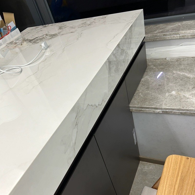 Ventana mirador, plataforma de isla única, mesa de comedor contra la pared, gabinete integrado, losa de roca multifuncional, plataforma de guía central separada, venta directa de fábrica de piedra de lujo