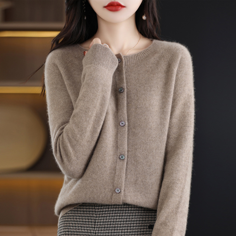 One-Line Readymade Round Neck Osmanthus Needle Wool Cardigan Women's Autumn and Winter Loose Atmospheric Cashmere Sweater Top Jacket