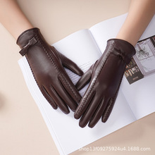 头层小羊皮真皮手套女士冬季加绒加厚触屏开车骑行防风寒串花蝴蝶