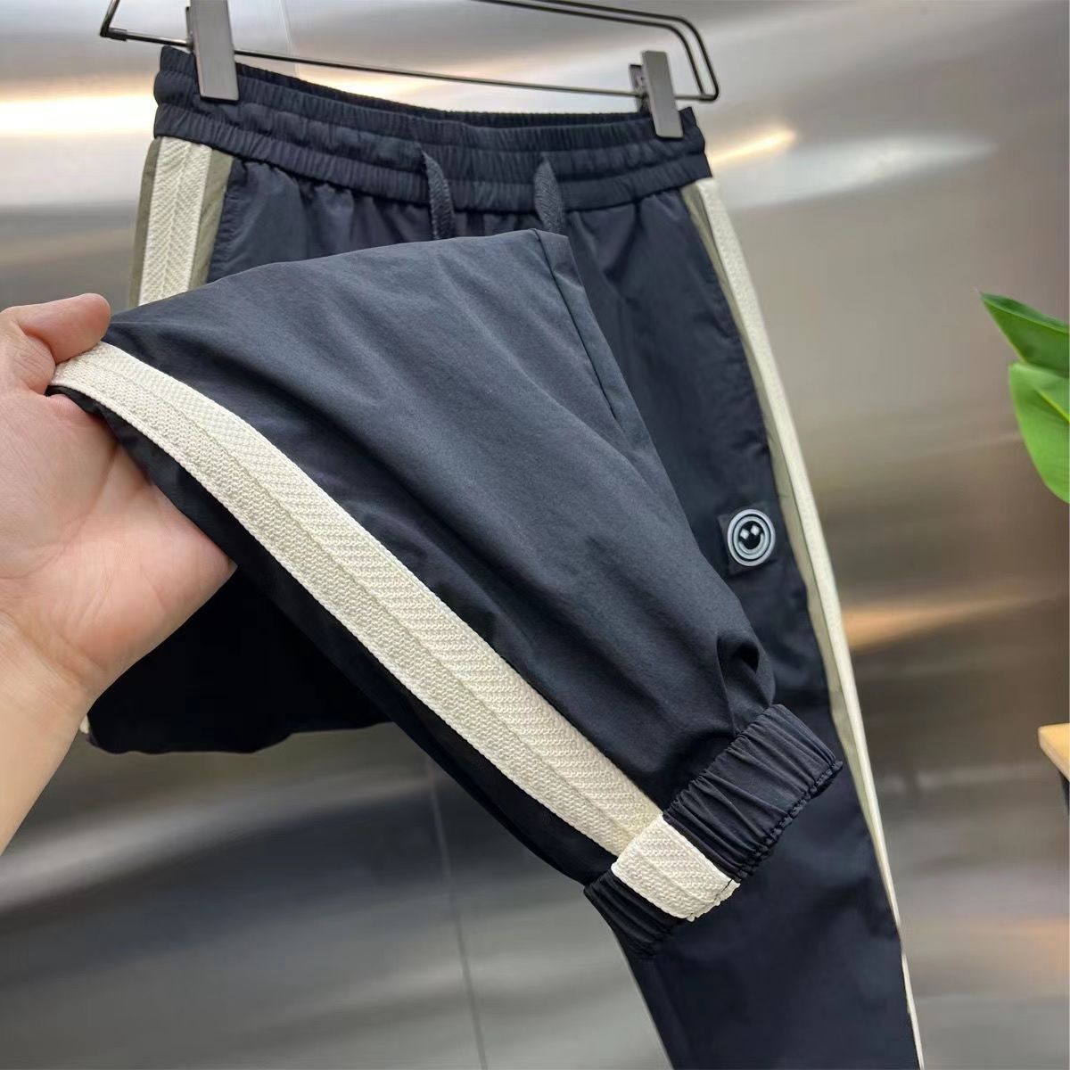 2024 Spring/Summer New Men's Side Striped Splicing Trendy Strip Slimming Leg Tight Sport Thin Quick Drying Casual Pants_voghion.com