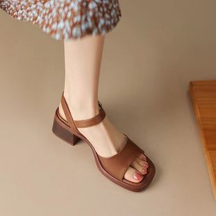 Retro Roman Sandals for Women in Summer 2025 New Open-Toe Thick Heels with Skirts, Elegant and Not Tiring, Soft Soles for Going Out