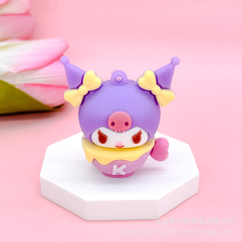 新型アニメのサンリオ家族のおやつシリーズのキーホルダーの柔らかいゴムのかわいい自動車のかばんの装飾の公仔の贈り物|undefined