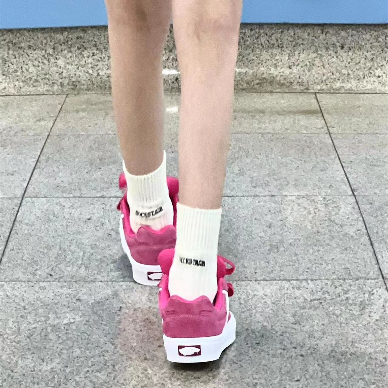 2025 primavera y otoño nueva moda zapatos de pan de todo fósforo marea nacional retro zapatos de skate casuales zapatos transpirables de todo fósforo mujeres