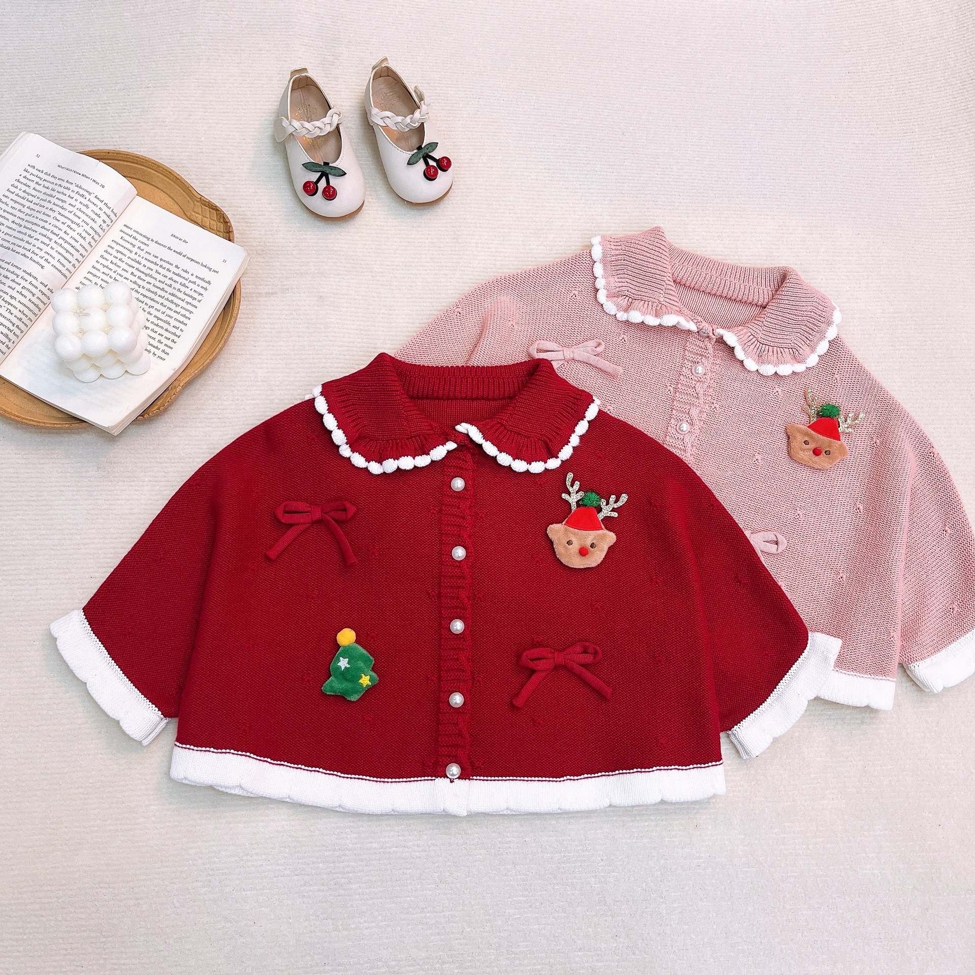 女童毛衣开衫秋季2025新款洋气儿童针织斗篷女圣诞秋装巨好看外套