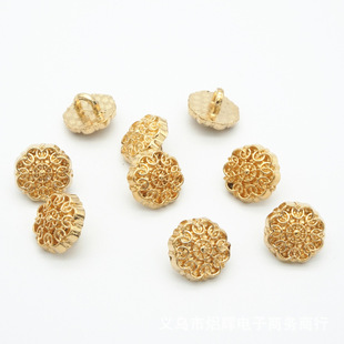 ���ٸߙn�����r���~���п�Ů��r�аٴ��·��b�С�o����8- 10MM