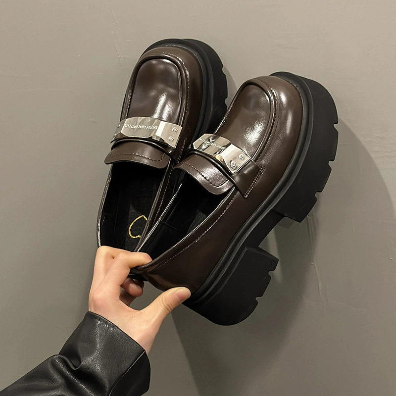 Мокасины женские в британском стиле 2024, новые весенние туфли в стиле ретро на платформе без шнуровки, черные кожаные туфли с низким вырезом
