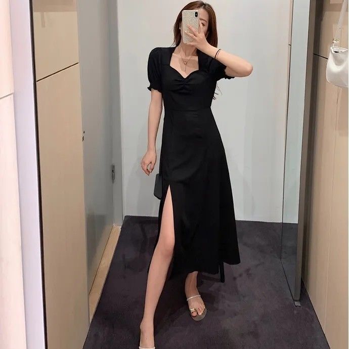 2021 New Hepburn style French side slit temperament small black dress fat sister waist slimming mid-length dress