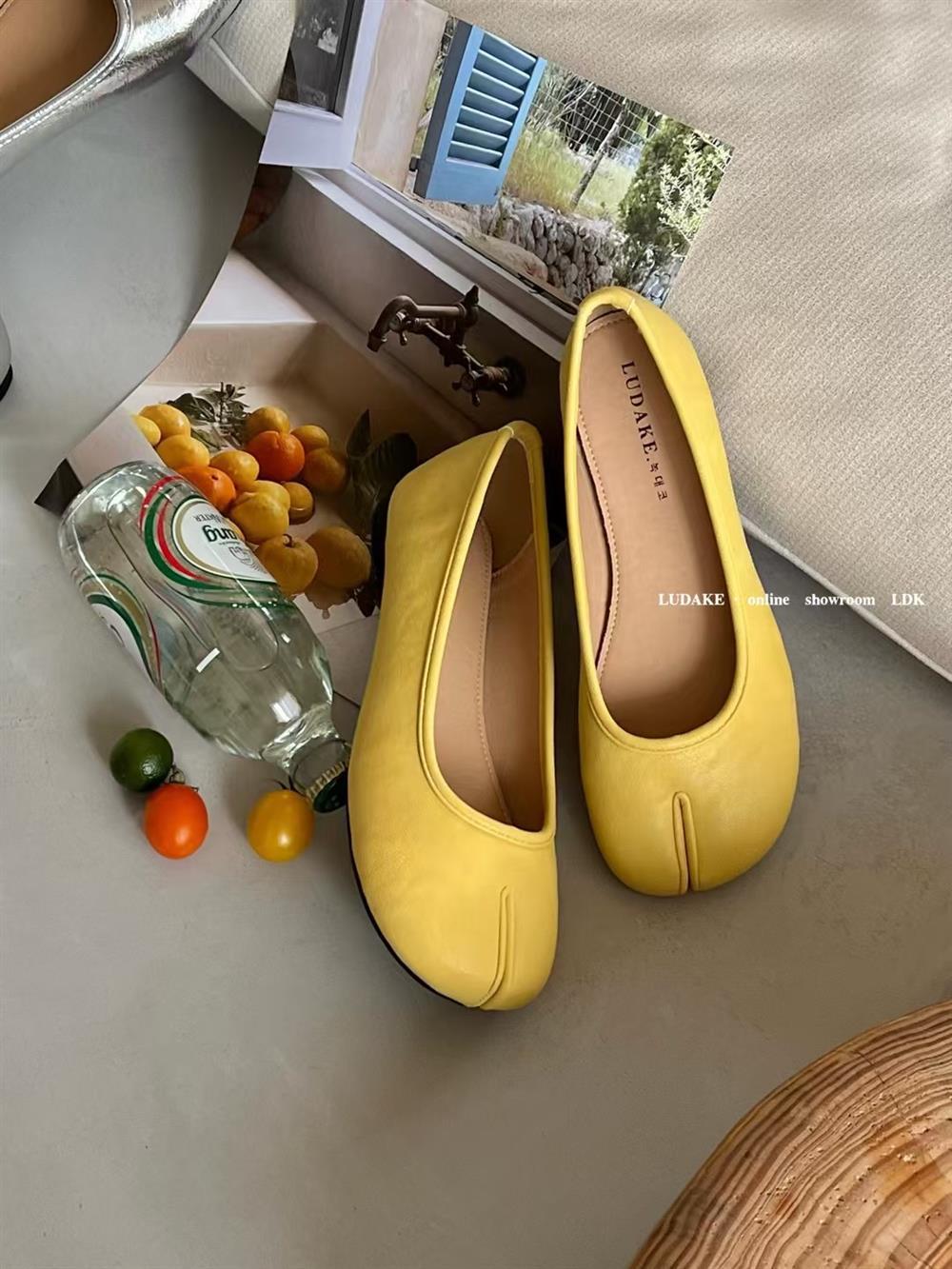 8886-8 레몬 옐로우