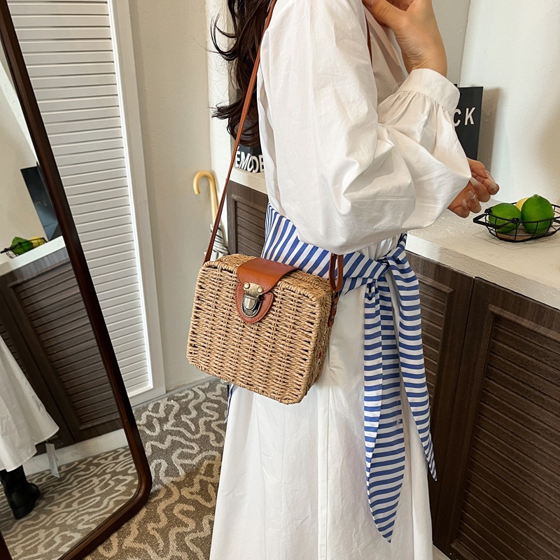 Bolsos de tejido retro estilo nacional para mujeres 2026 nuevo bolso de caja versátil bolso de teléfono móvil bolso de playa nicho bolso de mochila