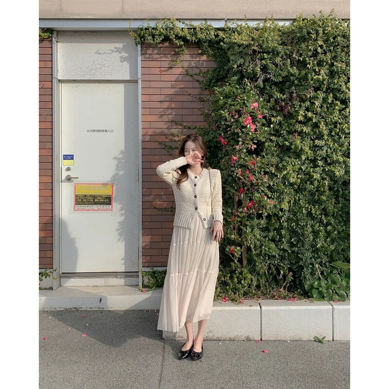New 2026 Spring Collection Korean Dongdaemun Simple Coarse-Knit Sweater + Romantic Tulle Slip Dress New 2026 Spring Collection Korean Dongdaemun Simple Coarse-Knit Sweater + Romantic Tulle Slip Dress