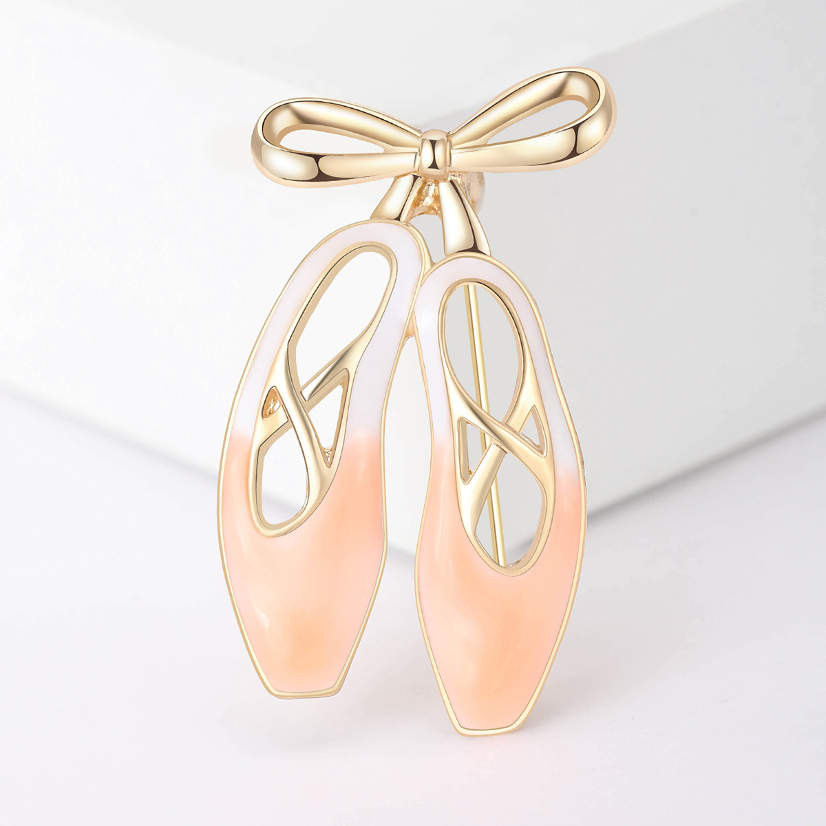 Simple Style Bow Knot Shoe Alloy Enamel Women's Brooches display picture 3