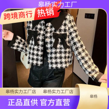 甜美减龄蝴蝶结加棉小香风格纹外套女显瘦娃娃领秋冬加