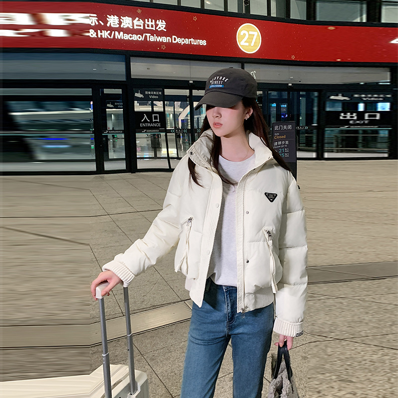 2025 ropa de invierno nuevo estilo coreano estilo universitario suelto delgado y grueso hombre pequeño cuello corto abrigo de moda de algodón image 7