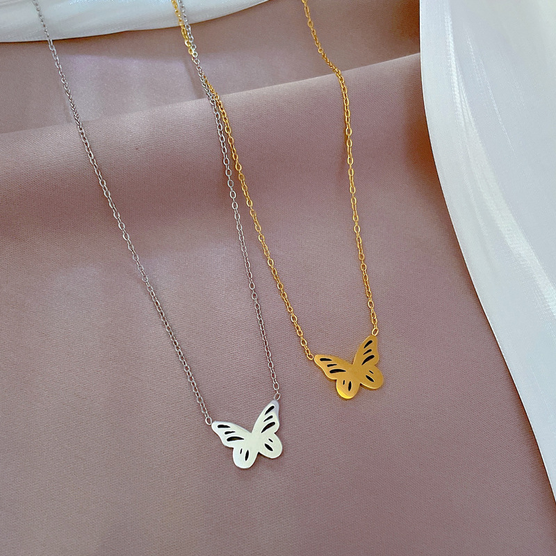 Elegant Butterfly Titanium Steel Plating Pendant Necklace display picture 2