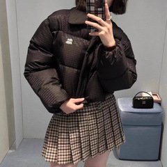 高品质MIU家秋冬新款提花满印羽绒服小众设计暗纹字母立领羽绒服