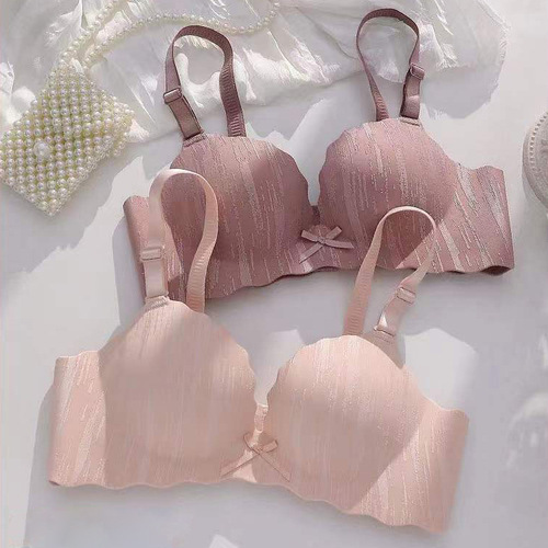 Seamless underwear for women with small breasts, push-up anti-sagging, sexy no-wire push-up bra, breast-reducing bra set